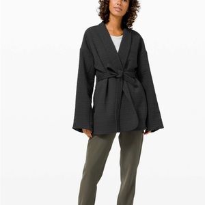 lululemon serene travels wrap